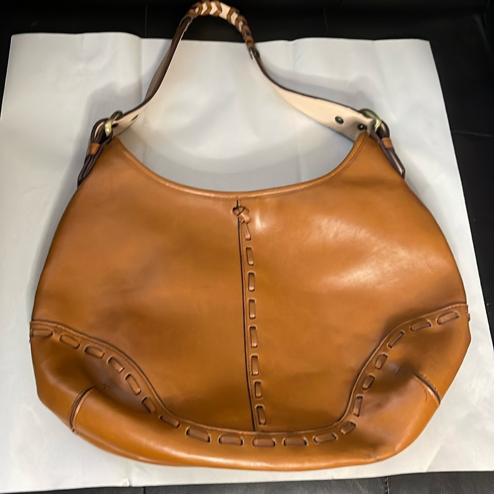 Like new, pre-owned, tan leather look Leslie Fay bag